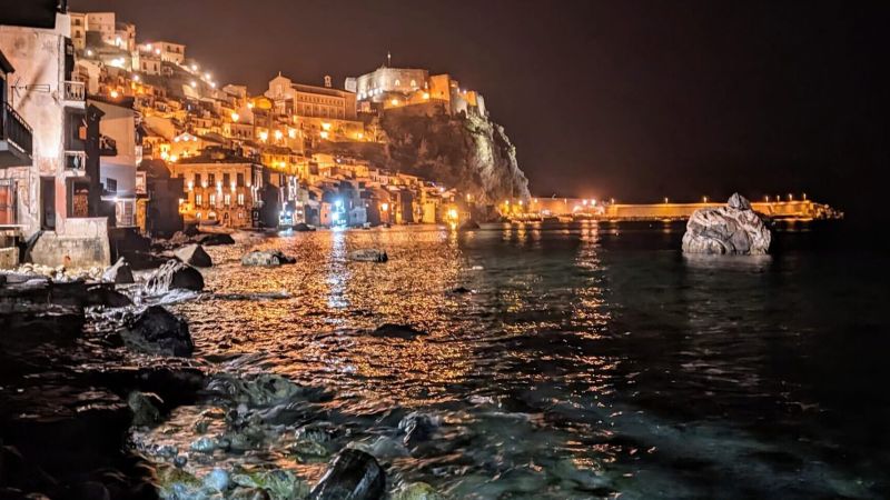 scilla scaled e1747802403283 bbbf2356 - Scilla tra le località italiane più ricercate online - 1 Scilla tra le località italiane più ricercate online