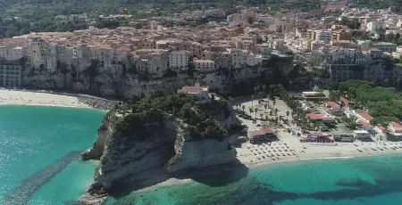 Tropea1 e1710782880683 c37ec0b5 - Meraviglie di Calabria - 11