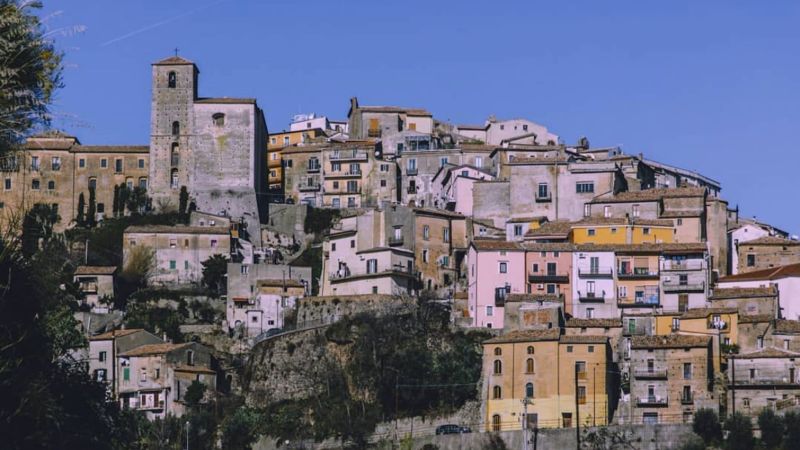 3a77241a c1e5 4180 8edd 71681d35e72e c4913ba3 - Montalto Uffugo, arriva il Totale Festival: musica, poesia, disegno e ospiti segreti - 1 Montalto Uffugo, arriva il Totale Festival: musica, poesia, disegno e ospiti segreti
