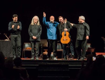 Teatro Politeama di Catanzaro, il racconto musicale di Enzo De Caro celebra Renato Carosone
