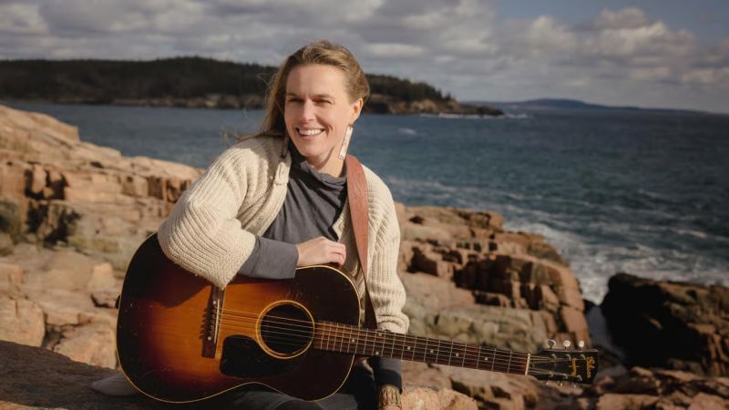 Il folk di Caroline Cotter a Polistena per “Lo sguardo oltre”