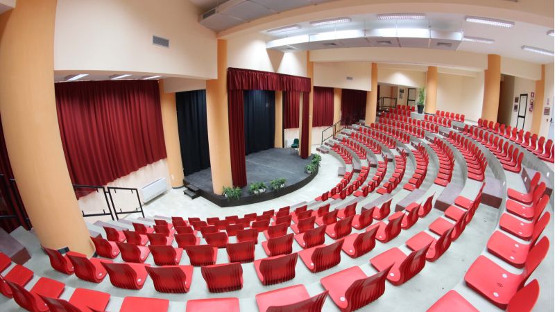 Teatro il Piccolo 2 scaled c973c79f - Castiglione Cosentino, parte la nuova rassegna di Teatro al "Il Piccolo" - 1 Castiglione Cosentino, parte la nuova rassegna di Teatro al “Il Piccolo”