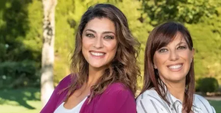 Elisa Isoardi e Monica Caradonna e1716276400860 4748e3a7 e1716547352582 caae7954 - Meraviglie di Calabria - 4
