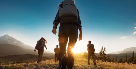 trekking