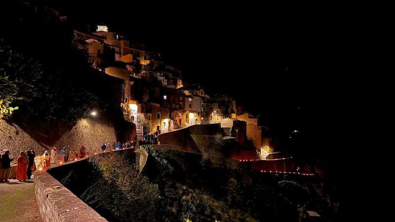 Badolato borgo presepe vivente 8 cd6b05b3 - Badolato, un lavoro corale per il Presepe vivente del borgo - 1 Badolato, un lavoro corale per il Presepe vivente del borgo