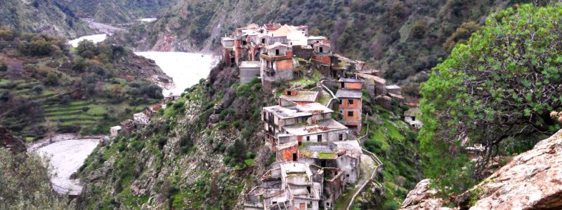 Roghudi, dove il tempo si è fermato