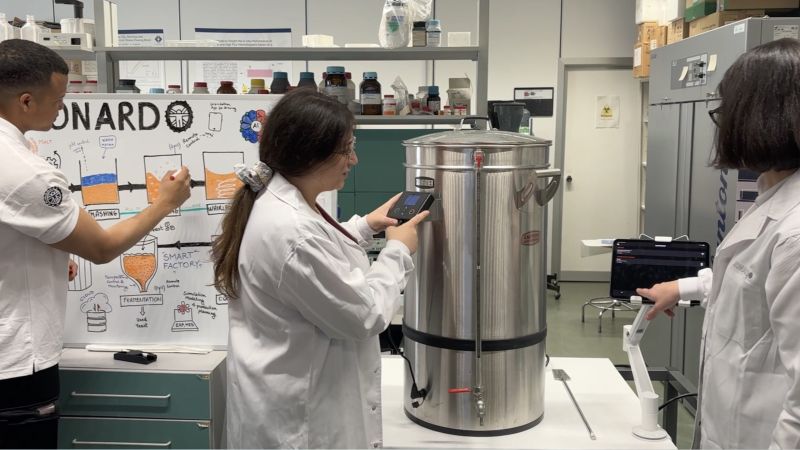 Unical, il microbirrificio digitale usa IA e realtà aumentata