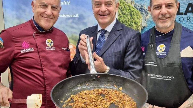 sial parigi calabria cfc29611 - Al Sial di Parigi le aziende dell'agroalimentare calabrese fanno sistema - 1 Al Sial di Parigi le aziende dell’agroalimentare calabrese fanno sistema