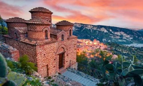 Cattolica di Stilo.min b5c2eece d1879f1c - Museo e Parco Archeologico Nazionale di Locri Epizefiri - 15 Cattolica di Stilo.min b5c2eece d1879f1c - Meraviglie di Calabria - 14