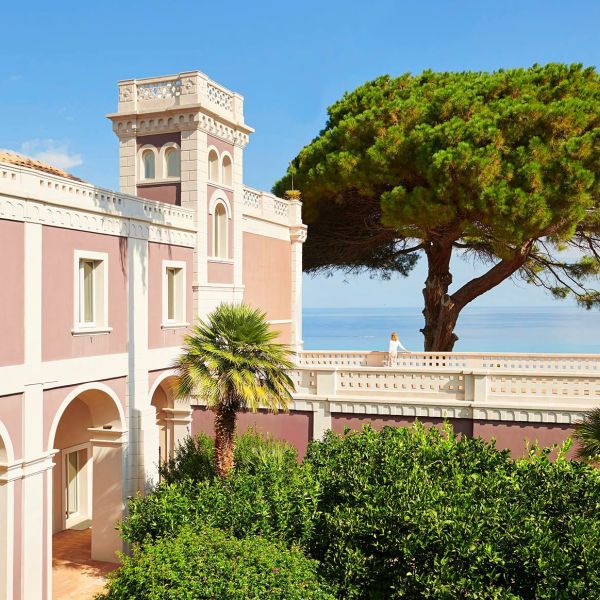 Costa degli Dei, ospitalità charmant nella dimora storica di Villa Paola