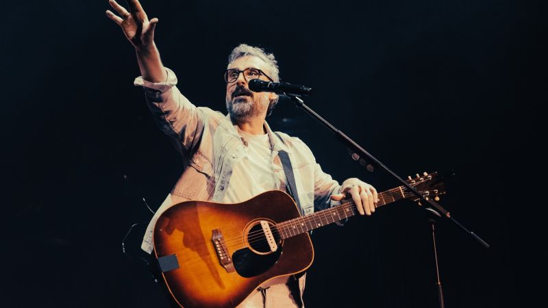 Brunori 3 d7b6d158 - Brunori torna a Sanremo e annuncia tre date calabresi del nuovo tour - 1 Brunori torna a Sanremo e annuncia tre date calabresi del nuovo tour