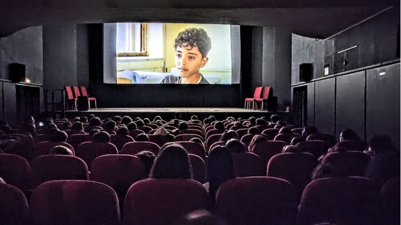 WhatsApp Image 2023 10 26 at 11.00.41 1d675973 d92cb7e2 - Cinema e consapevolezza: la lezione di Vittorio De Seta e l'integrazione scolastica a Sellia Marina - 1 Cinema e consapevolezza: la lezione di Vittorio De Seta e l’integrazione scolastica a Sellia Marina