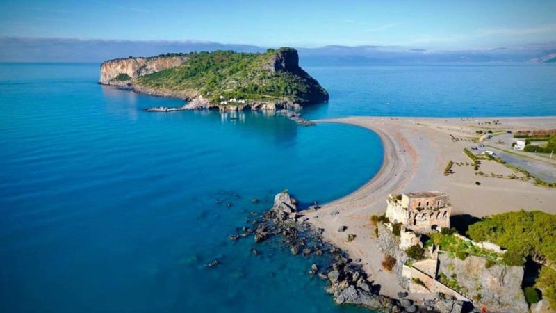 IMG 0246 e1171d22 - Bandiere Verdi in Calabria: viaggio tra spiagge attrezzate e vini autoctoni - 1 Bandiere Verdi in Calabria: viaggio tra spiagge attrezzate e vini autoctoni