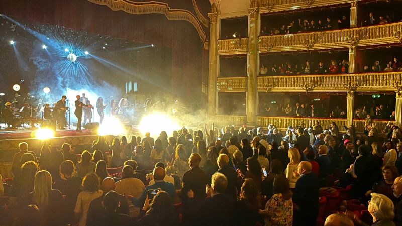 Teatro Rendano 12 e15d6661 - OSB al Rendano: "Vertigo, il Sud è magia" per Capodanno - 1 OSB al Rendano: “Vertigo, il Sud è magia” per Capodanno