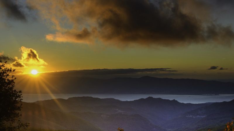 Aspromonte tramonto sullo stretto e4af5799 - Tra cielo e mare, "Linea Bianca" nel Parco dell'Aspromonte - 1 Tra cielo e mare, “Linea Bianca” nel Parco dell’Aspromonte