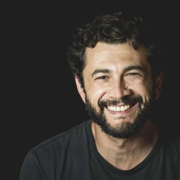 Vinicio Marchioni e il suo posto felice sulla Costa dei Saraceni