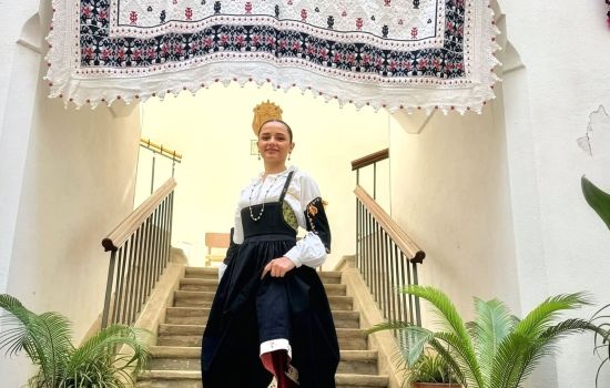 Arbereshe abito Fili meridiani 4 b scaled e5c1ef29 - Meraviglie di Calabria - 1