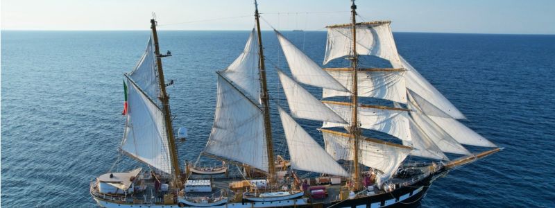 La custode del vento, la nave scuola Palinuro a Reggio Calabria