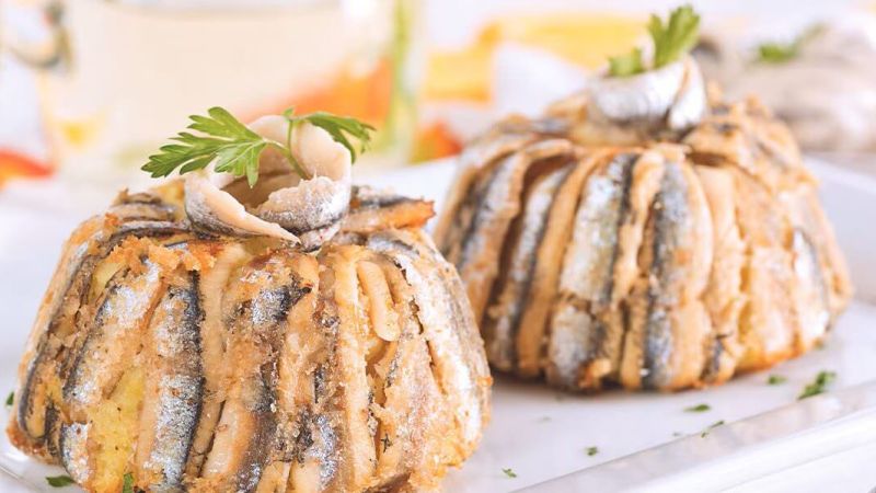 alici e1714170307926 e9249e03 - Tortini di alici, sintesi della cucina calabrese – LA RICETTA - 1 Tortini di alici, sintesi della cucina calabrese – LA RICETTA