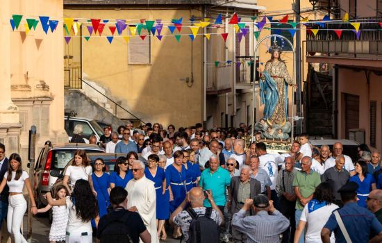 processione arasi 5 ecb3324f - Meraviglie di Calabria - 1