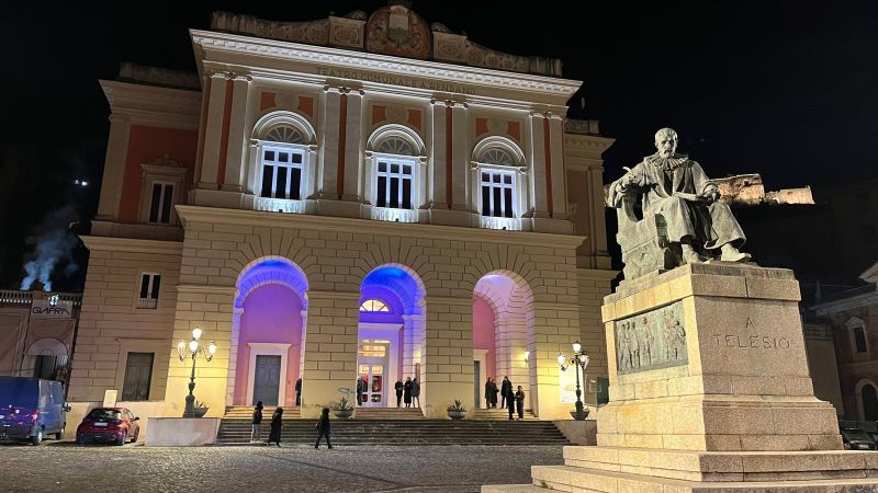 Teatro Rendano 1 edb97ca6 - ἐνέργεια, un viaggio spettacolare tra le forme dell’energia - 1 ἐνέργεια, un viaggio spettacolare tra le forme dell’energia