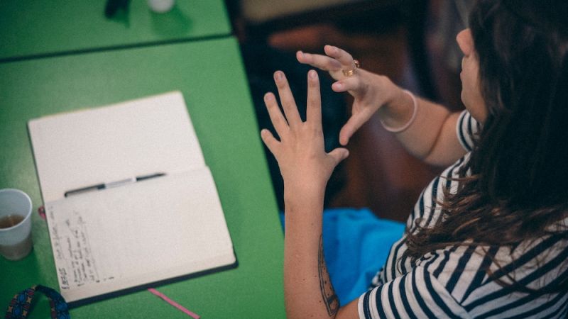 Calabria Movie Festival, residenze di scrittura di serie TV per il Sud