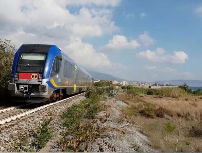 Torna il Treno della Magna Graecia, un viaggio nel tempo lungo lo Ionio