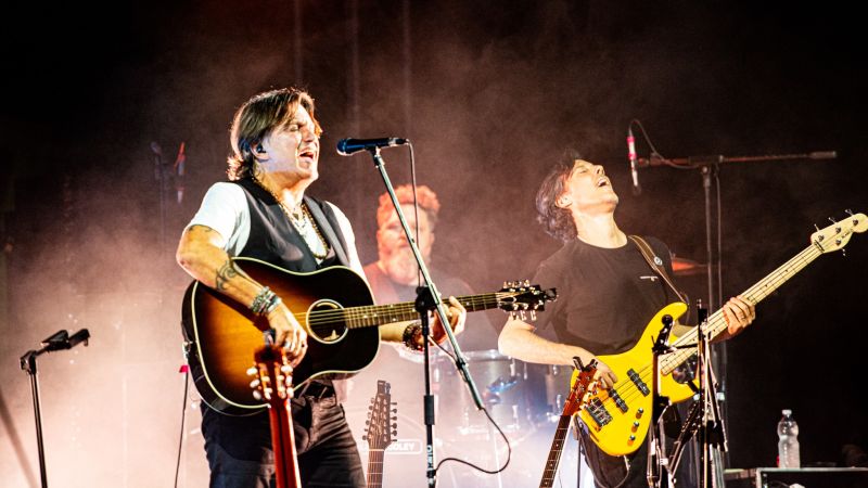 Cosenza, #Restartlivefest chiude con il concerto di Cristiano De André