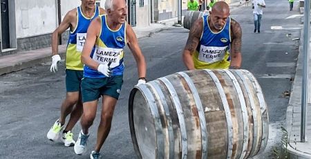 Palio delle Botti LAMEZIA DAVANTI SQUADRA BIANCO 1 f3054b3d - Meraviglie di Calabria - 41