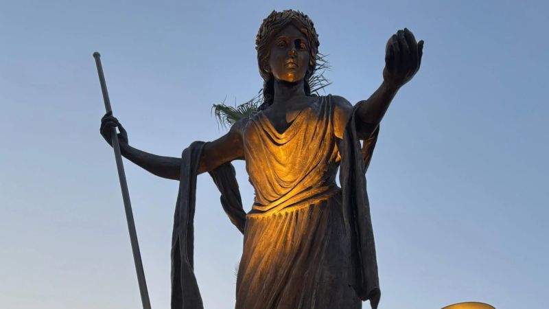 Hera Lacinia Statua inaugurazione 05 04 2025 2 b f704d42a - Crotone, inaugurata la statua di Hera Lacinia di Antonio Affidato - 1 Crotone, inaugurata la statua di Hera Lacinia di Antonio Affidato