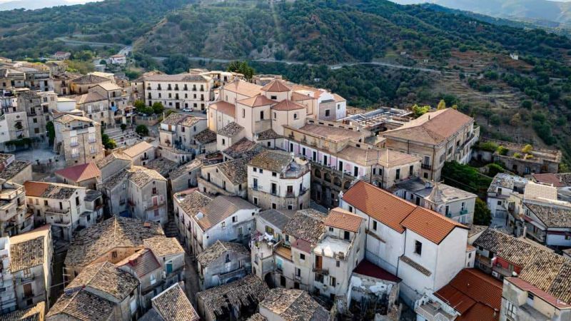 Forma e Memoria, contest di fotografia a S. Caterina dello Ionio