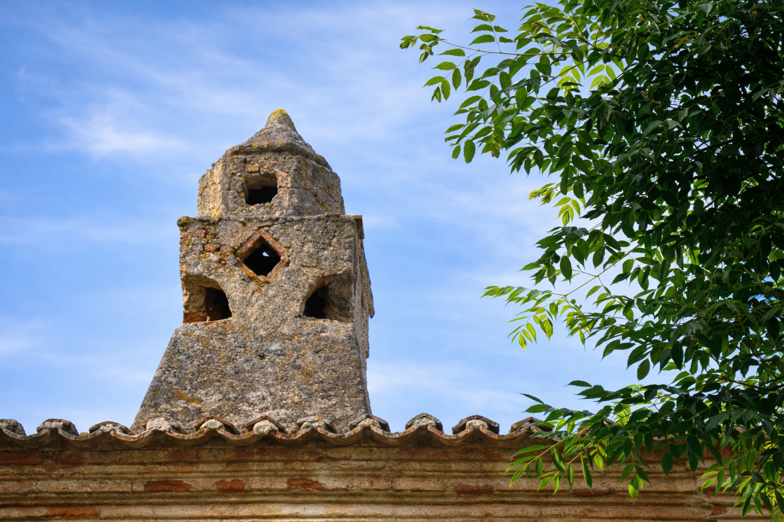 Civita 6 - Civita, il paese dei comignoli e delle case antropomorfe (VIDEO) - 7 Civita 6 - Meraviglie di Calabria - 6