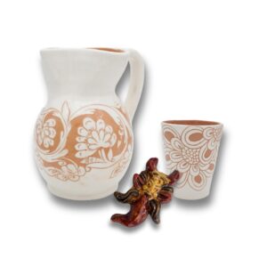 Caraffa realizzata a mano e bicchieri conici realizzati a mano (6 pezzi) e (in omaggio) la maschera apotropaica di Seminara - Ceramica Squillace