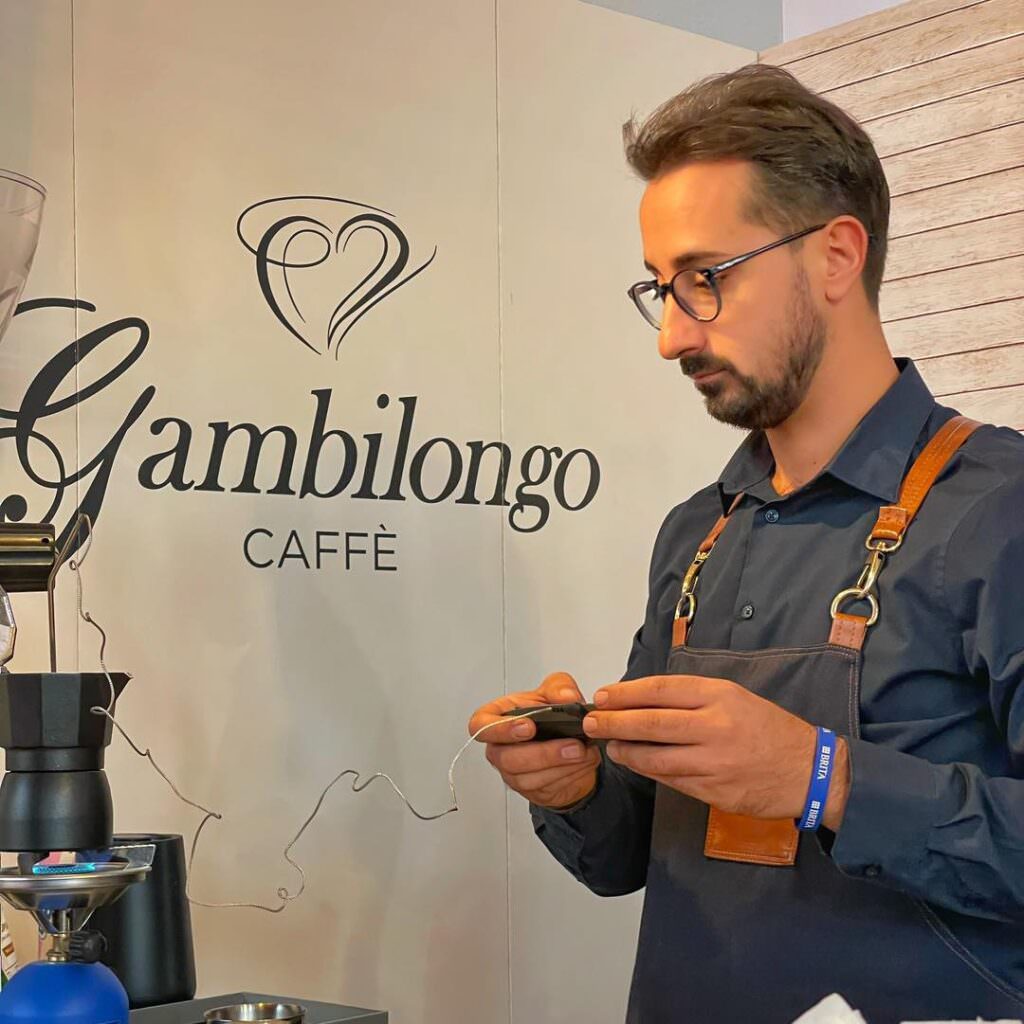 311413037 481237337355009 303183937098555750 n - Gambilongo: «Il caffè è un mondo» - 9 311413037 481237337355009 303183937098555750 n - Meraviglie di Calabria - 8