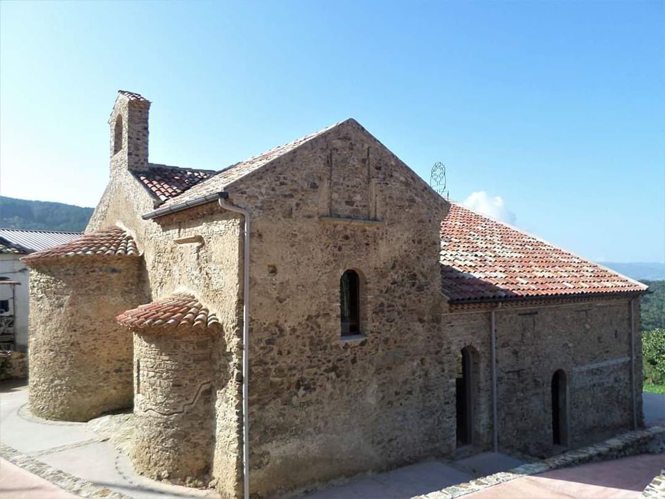 L’antichissimo cenobio di San Martino di Giove, tomba dell’abate Gioacchino da Fiore (FOTO)