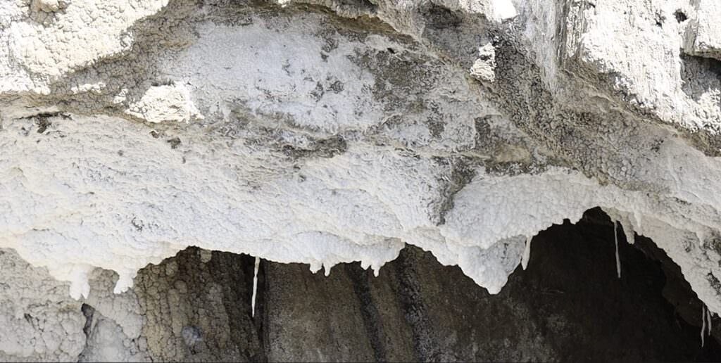 diapiro roccia - L'oro bianco di Casabona, i Diapiri di Zinga - 11 diapiro roccia - Meraviglie di Calabria - 10