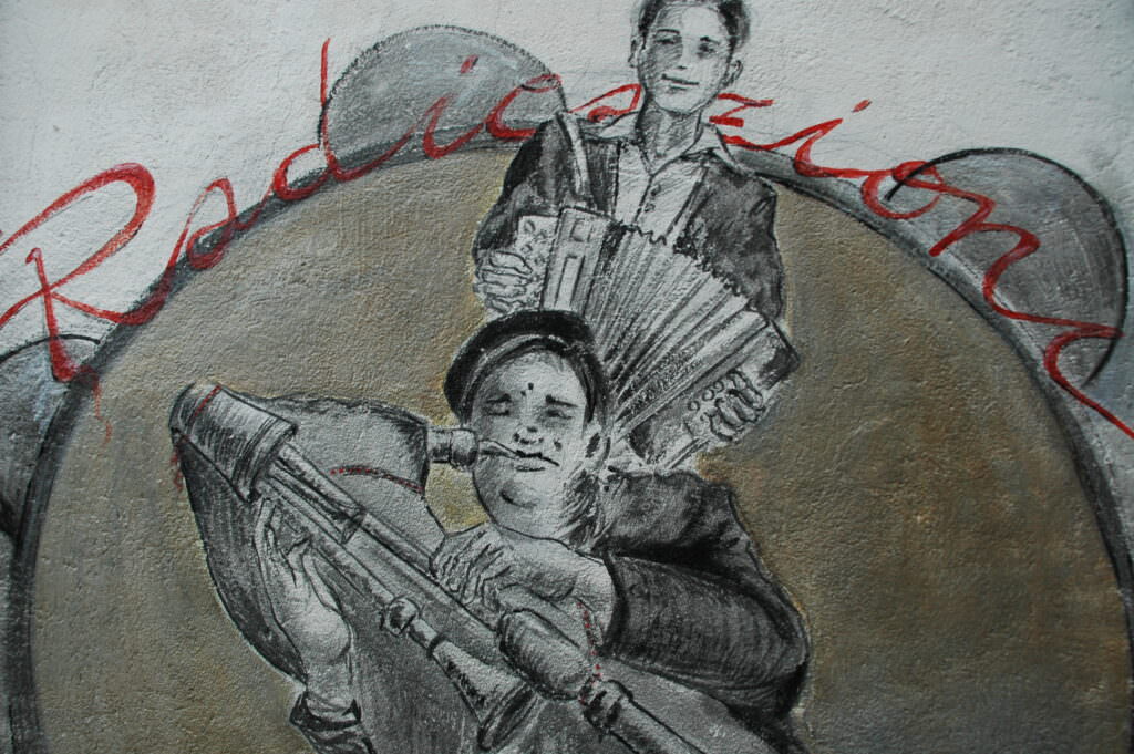 murales - Alessandria del Carretto, al via il rito della Pita - 5 murales - Meraviglie di Calabria - 4