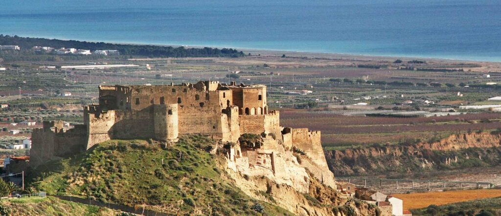 1 1 - Rocca Imperiale, la nuova Bandiera Blu calabrese - 7 1 1 - Meraviglie di Calabria - 6