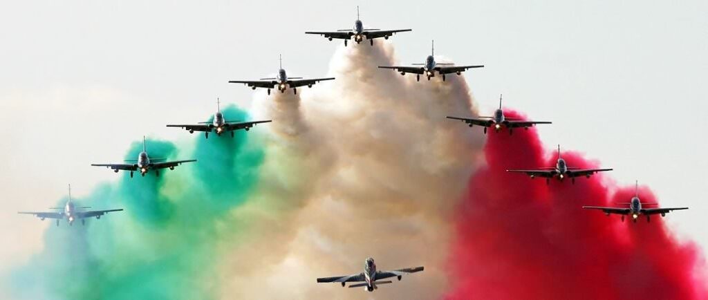 Frecce 2 - Le Frecce Tricolori in volo sull'alto Jonio il 25 giugno - 5 Frecce 2 - Meraviglie di Calabria - 4