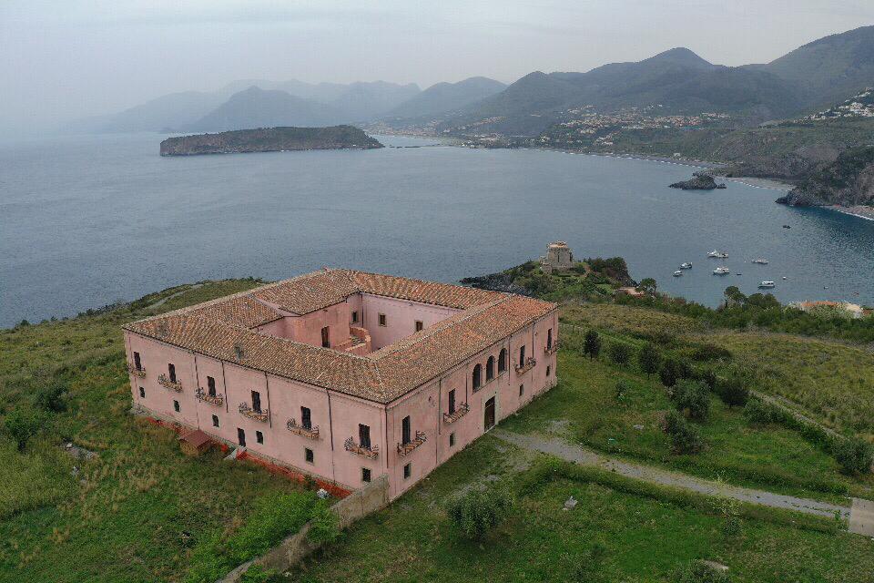 Palazzo dei Principi Lanza San Nicola Arcella - Bandiera blu alla spettacolare spiaggia Arcomagno di San Nicola Arcella - 5 Palazzo dei Principi Lanza San Nicola Arcella - Meraviglie di Calabria - 4