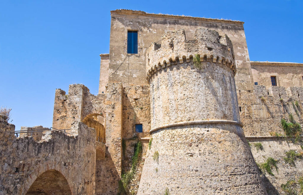casrtello svevo - Rocca Imperiale, la nuova Bandiera Blu calabrese - 3 casrtello svevo - Meraviglie di Calabria - 2
