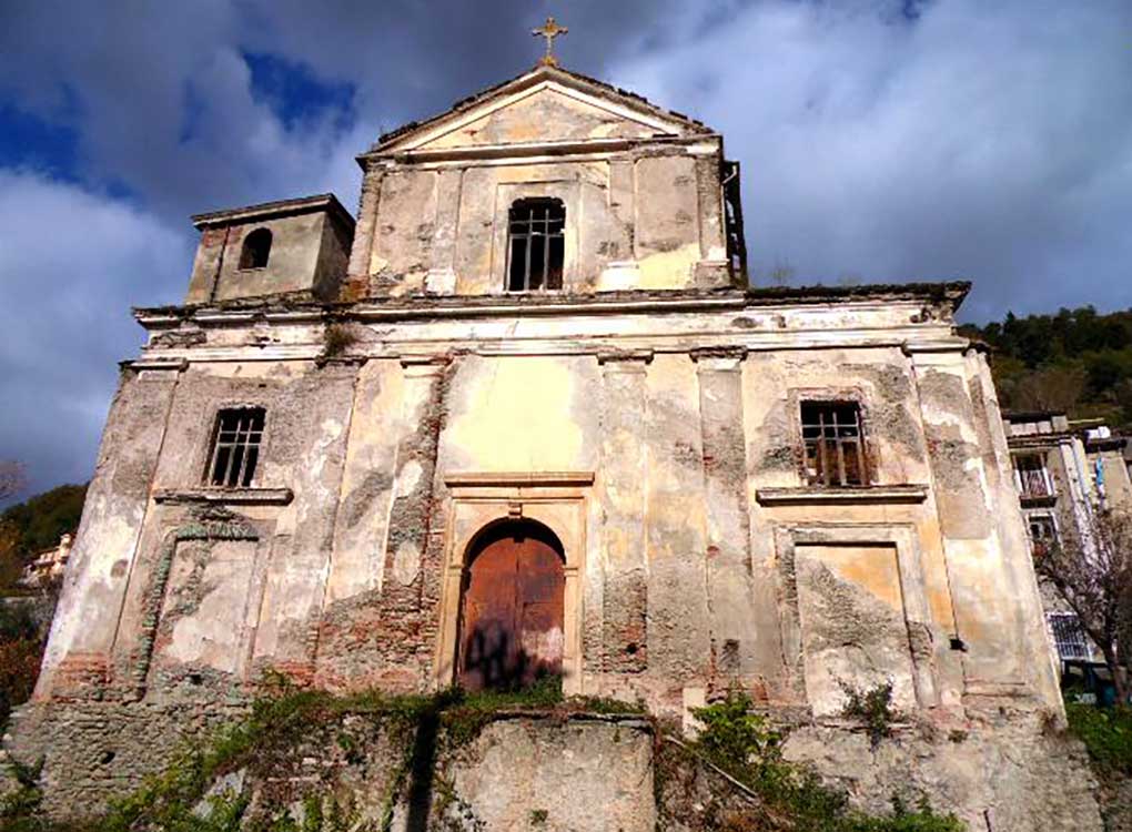 Conflenti chiesa s nicola - La pietra verde del Reventino, un pezzo delle Alpi in Calabria - 15 Conflenti chiesa s nicola - Meraviglie di Calabria - 14