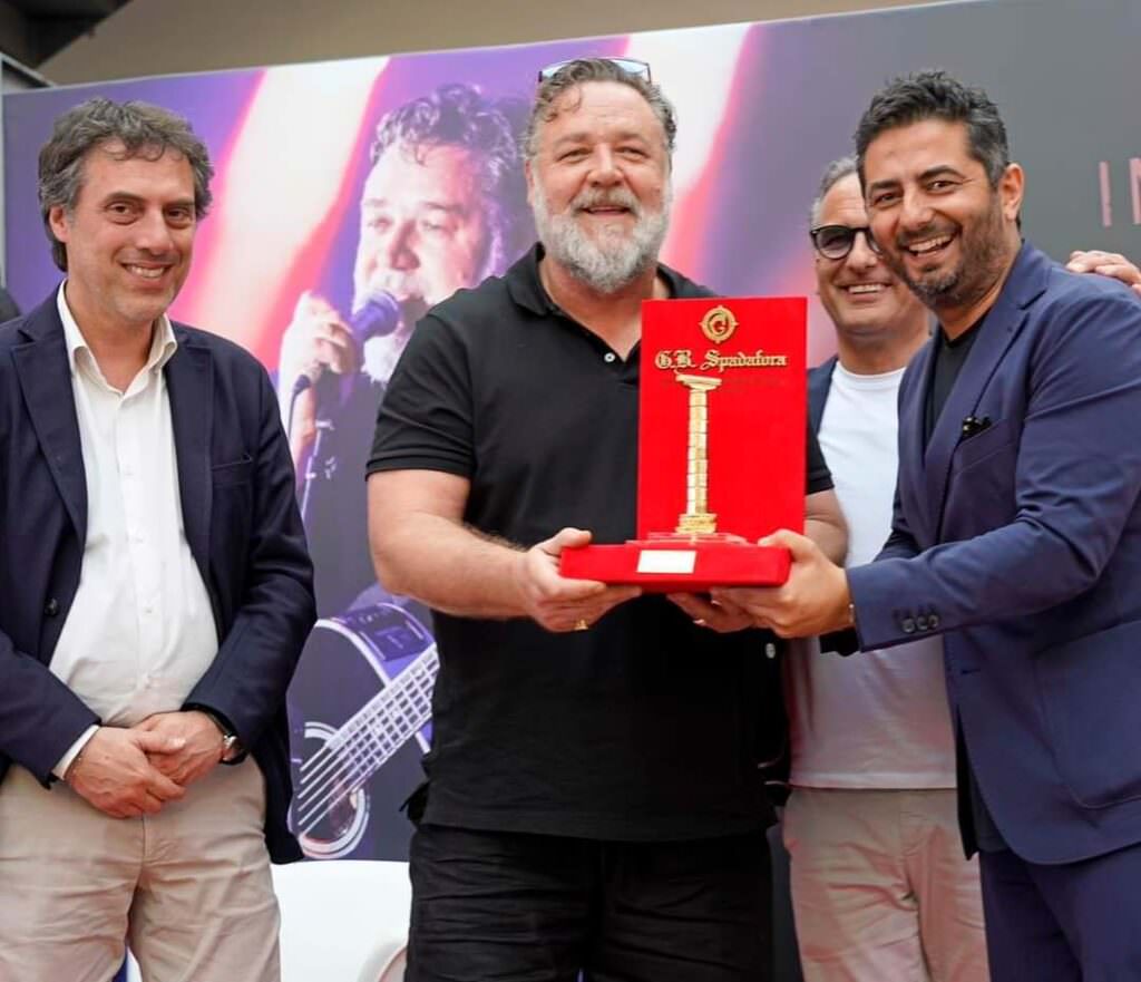 WhatsApp Image 2023 06 20 at 08.11.53 - Russell Crowe ammaliato dalla Calabria, spopola sui social - 7 WhatsApp Image 2023 06 20 at 08.11.53 - Meraviglie di Calabria - 6