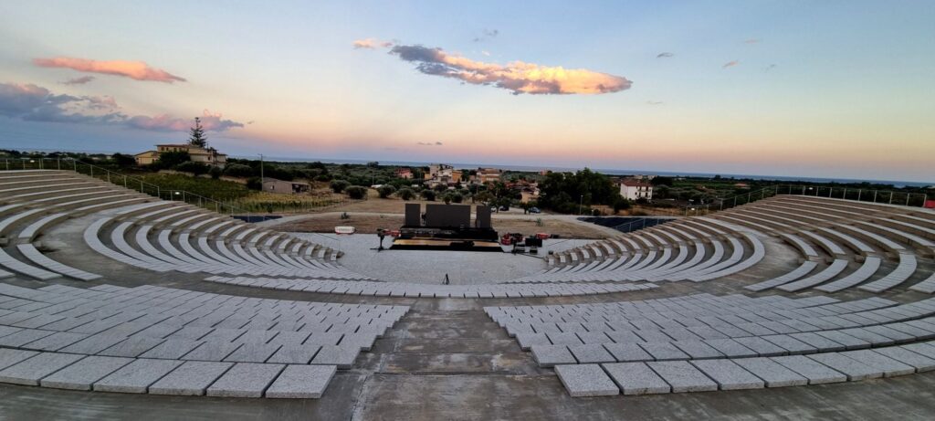 WhatsApp Image 2023 06 28 at 09.59.49 - A Locri un’estate all’insegna di poesia, teatro e musica - 5 WhatsApp Image 2023 06 28 at 09.59.49 - Meraviglie di Calabria - 4