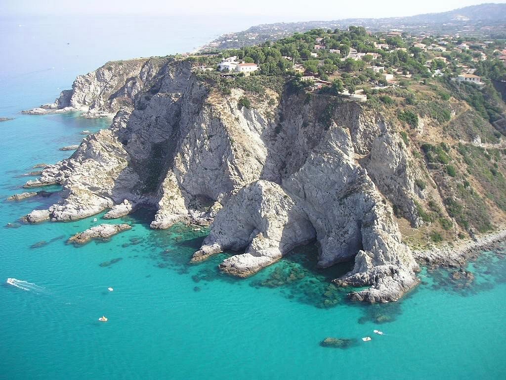 Il mito dell’oracolo di Capo Vaticano nella Costa degli Dei