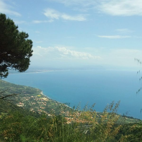 Valle dei Mulini Vibo Valentia 600x600 3 - Vibo, le radici e le storie familiari come esperienza di viaggio - 9 Valle dei Mulini Vibo Valentia 600x600 3 - Meraviglie di Calabria - 8