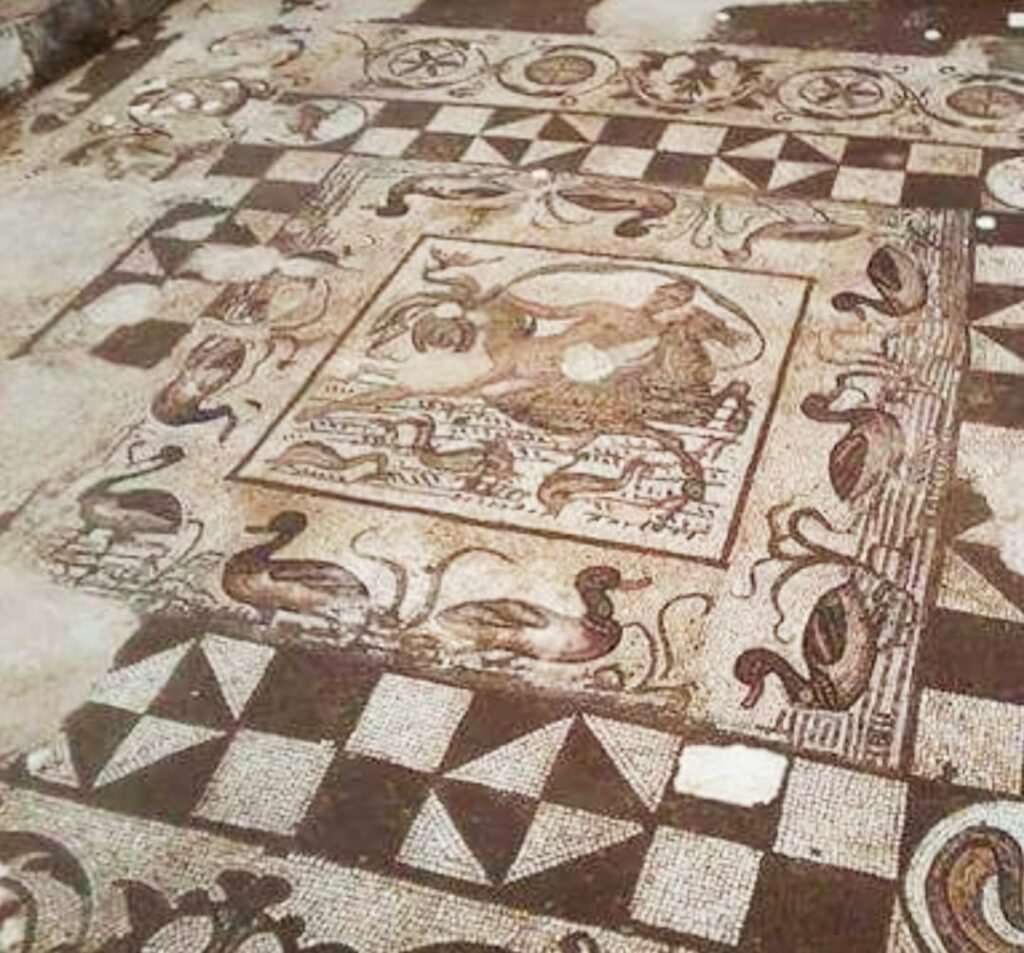 villa romana mosaico nereide - Meraviglie di Calabria - 13