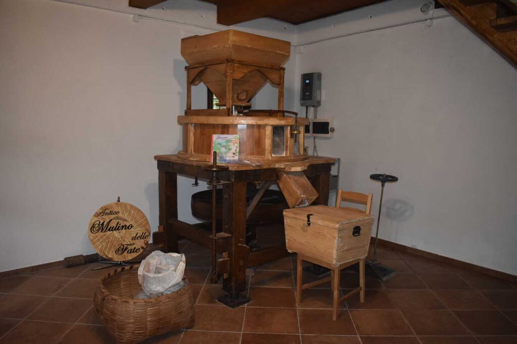 2 Interno Antico Mulino delle Fate Lamezia Terme 1 - Un posto da favola a Lamezia Terme: all'Antico Mulino delle Fate un riconoscimento Unesco - 9 2 Interno Antico Mulino delle Fate Lamezia Terme 1 - Meraviglie di Calabria - 8