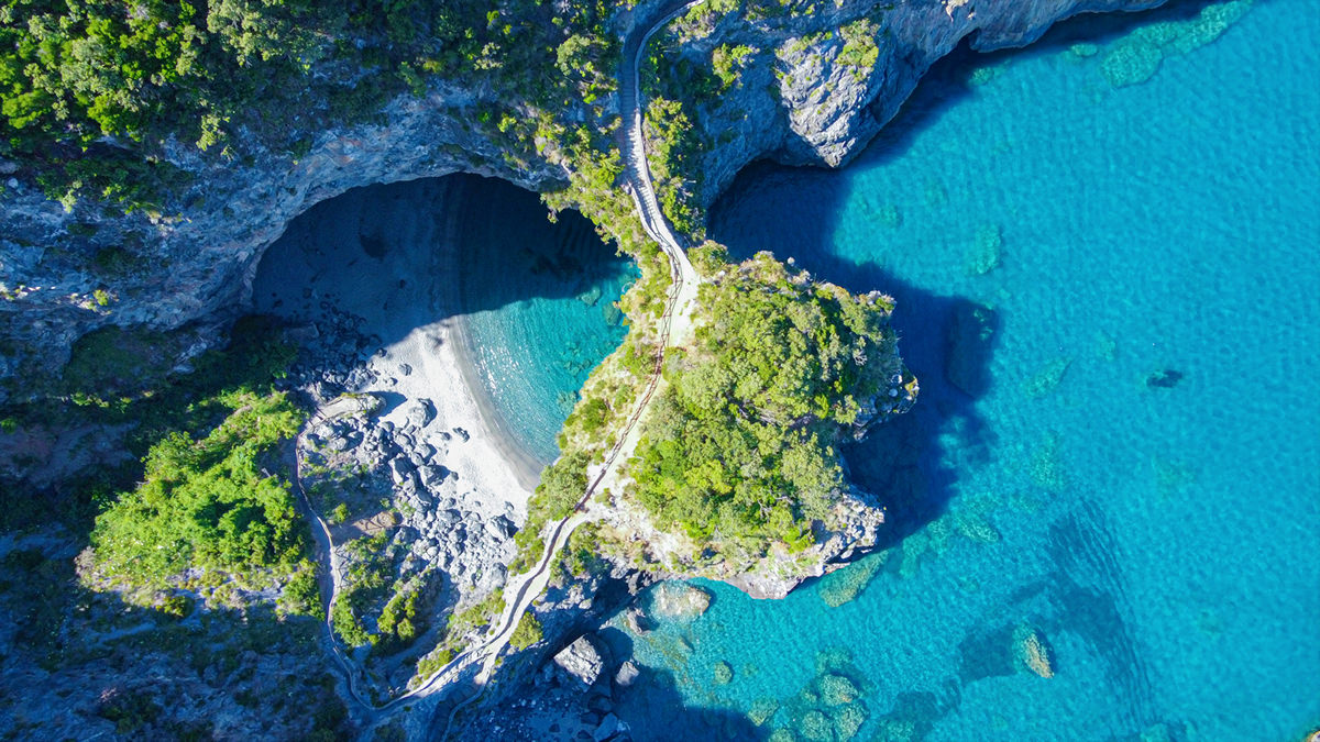 Sulle vie d’acqua, il punto di vista privilegiato per scoprire la Calabria