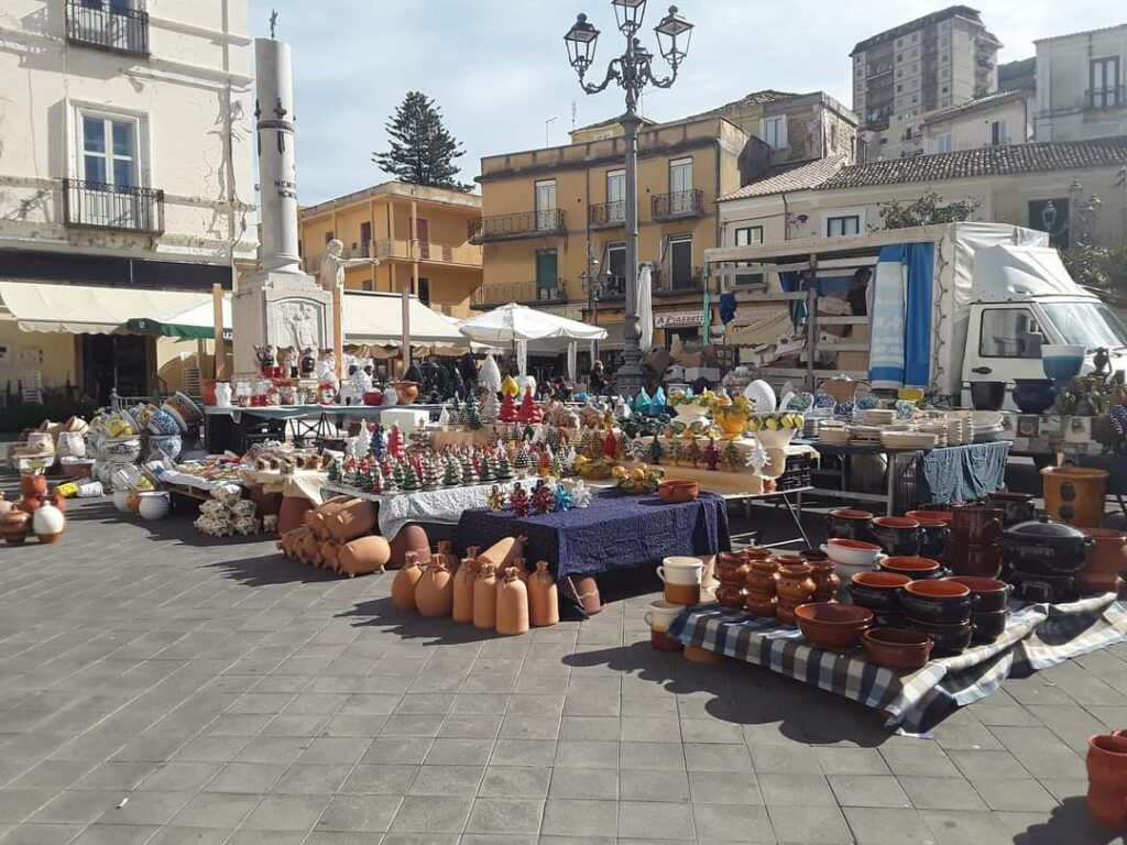 piazzagrande - Pizzo e l'antica Fiera di tutti i Santi: il centro storico tra artigianato, cultura e gastronomia - 3 piazzagrande - Meraviglie di Calabria - 2